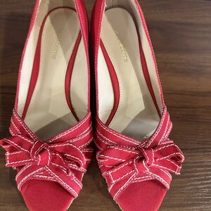 Liz Claiborne Red Bow Heels